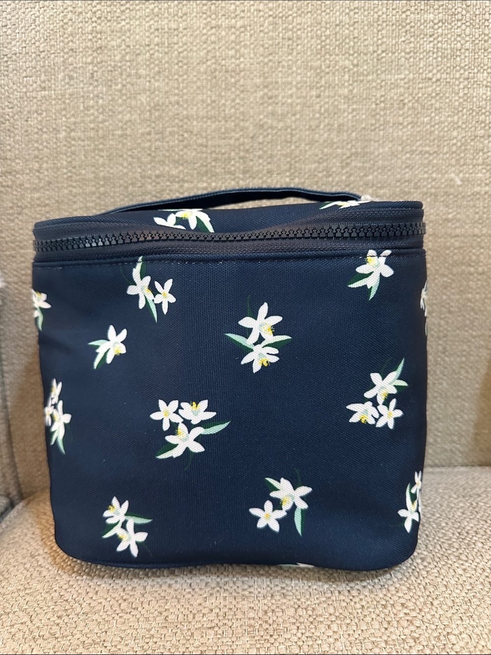 NWT Kate Spade Orange Blossom Toss Insulated Lunchbox